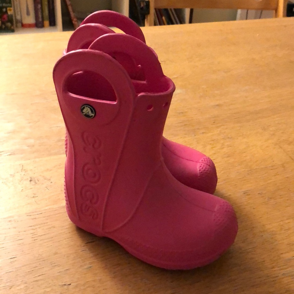 Croc rain boots girls size 8 toddler